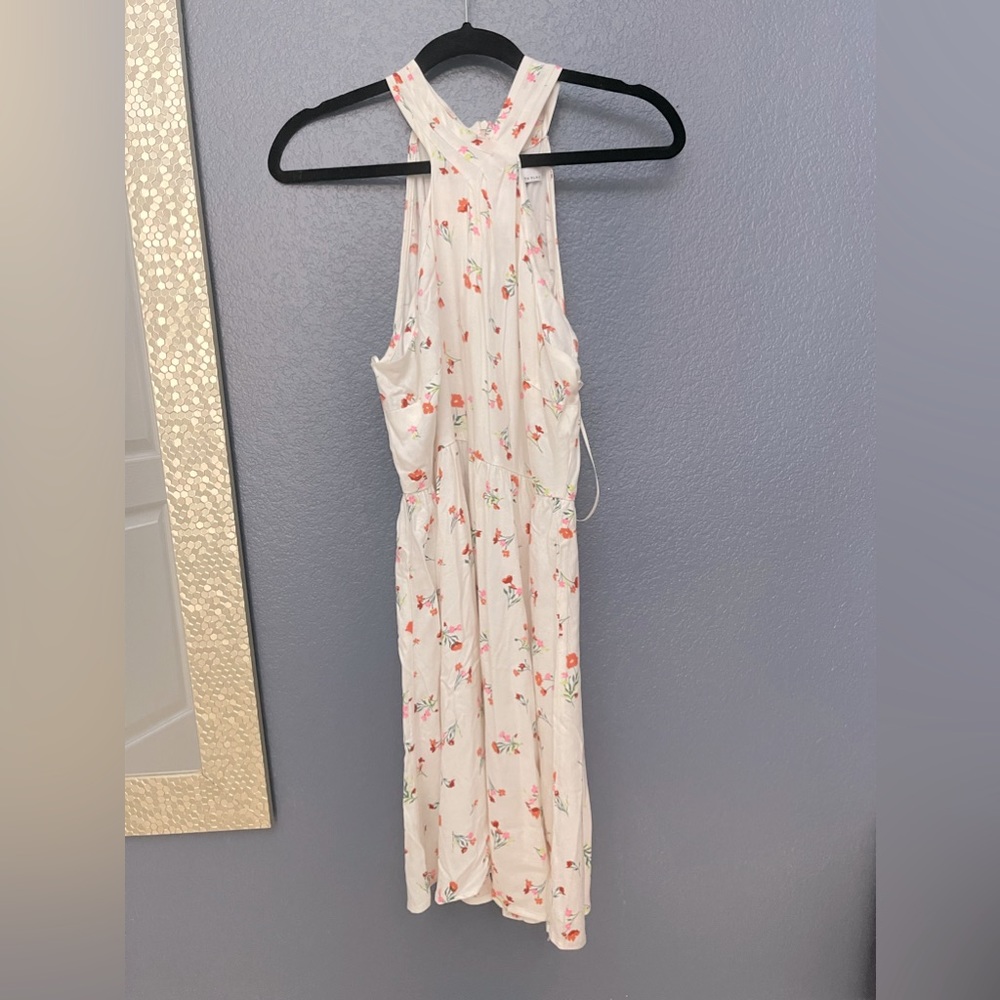 White flowered Fourteenth Place Dress in Medium